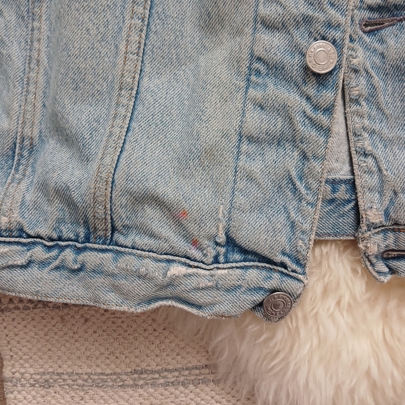 Jean Jacket - Picture 2 of 12